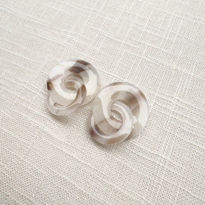 Interlocking Circles