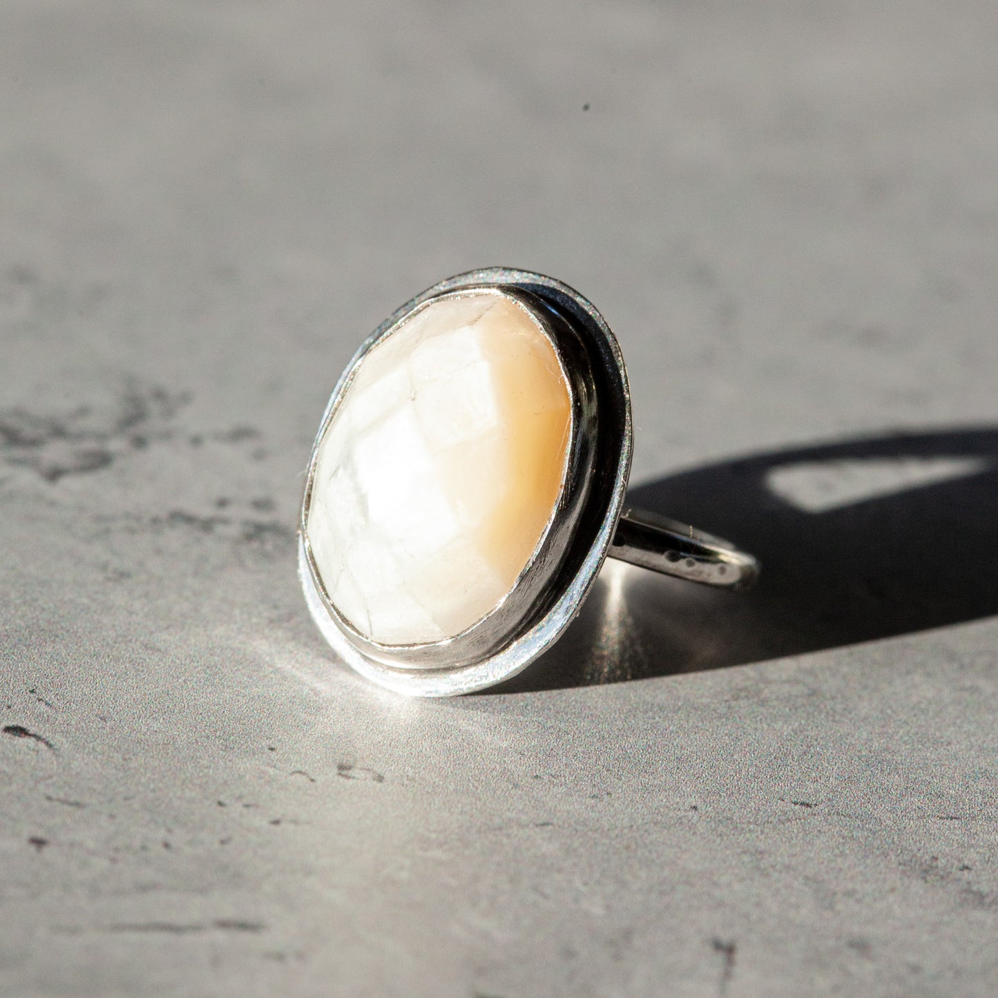 Chunky Mother of Pearl Ring - Size 6.25